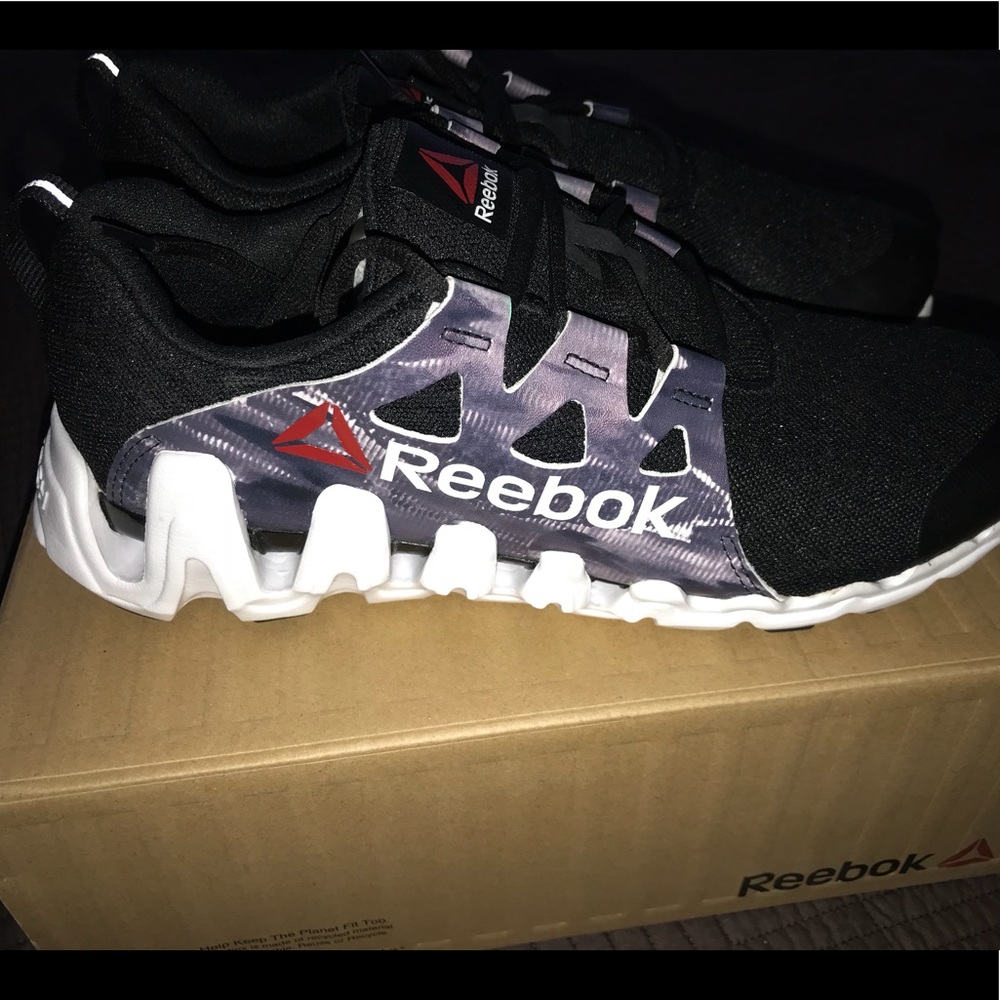 Women’s Reebok Zigtech Running Shoe - Picture 4 of 5